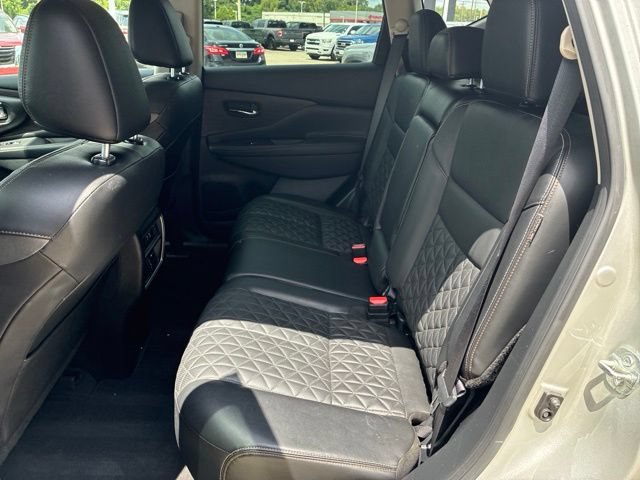Used 2022 Nissan Murano Platinum w/ Cargo Package FWD image 15