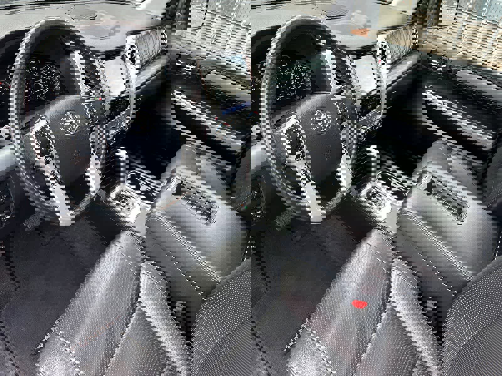 Used 2020 Toyota Tundra Platinum image 11