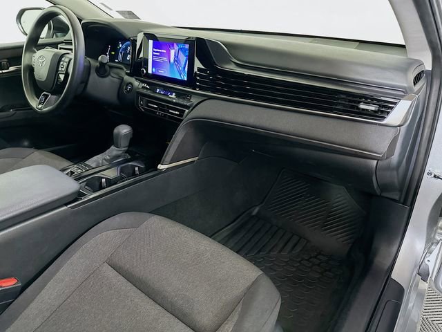 Certified 2025 Toyota Camry LE image 27