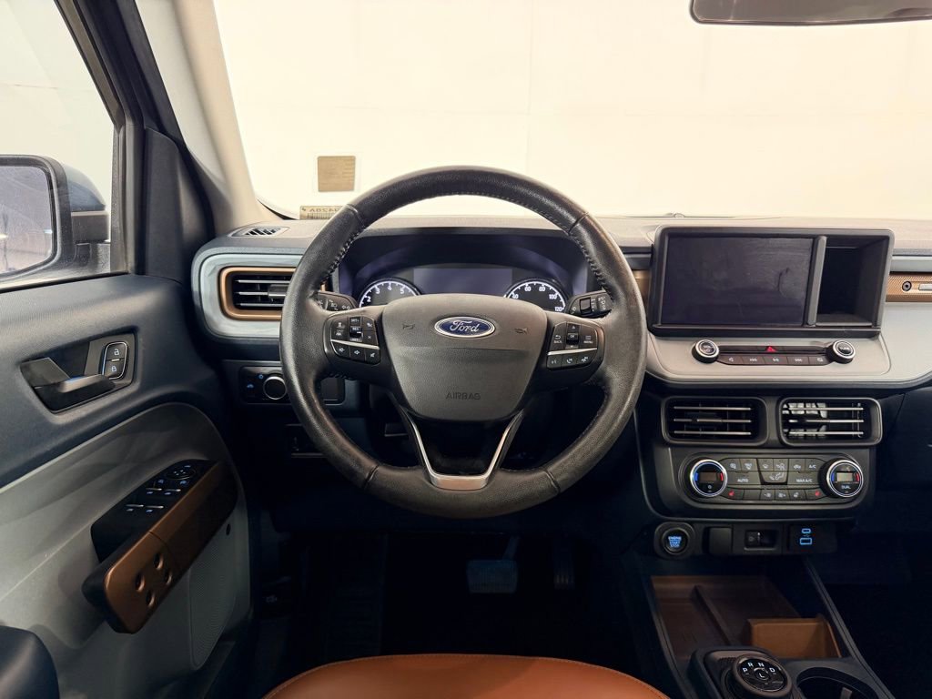 Used 2022 Ford Maverick Lariat w/ Lariat Luxury Package image 16