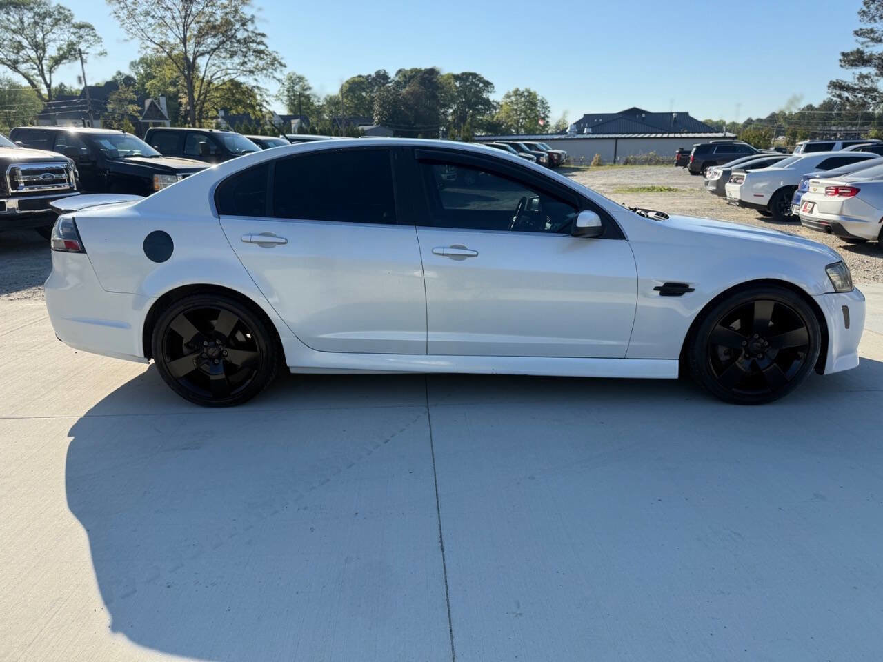 Used 2009 Pontiac G8 GT w/ Premium Package RWD image 9