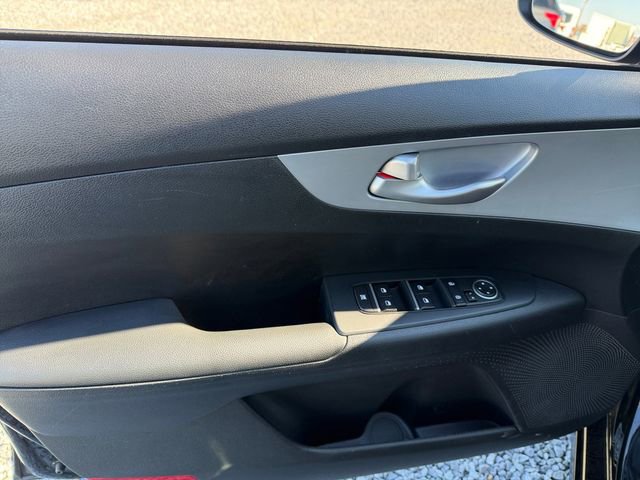 Used 2024 Kia Forte LXS image 11