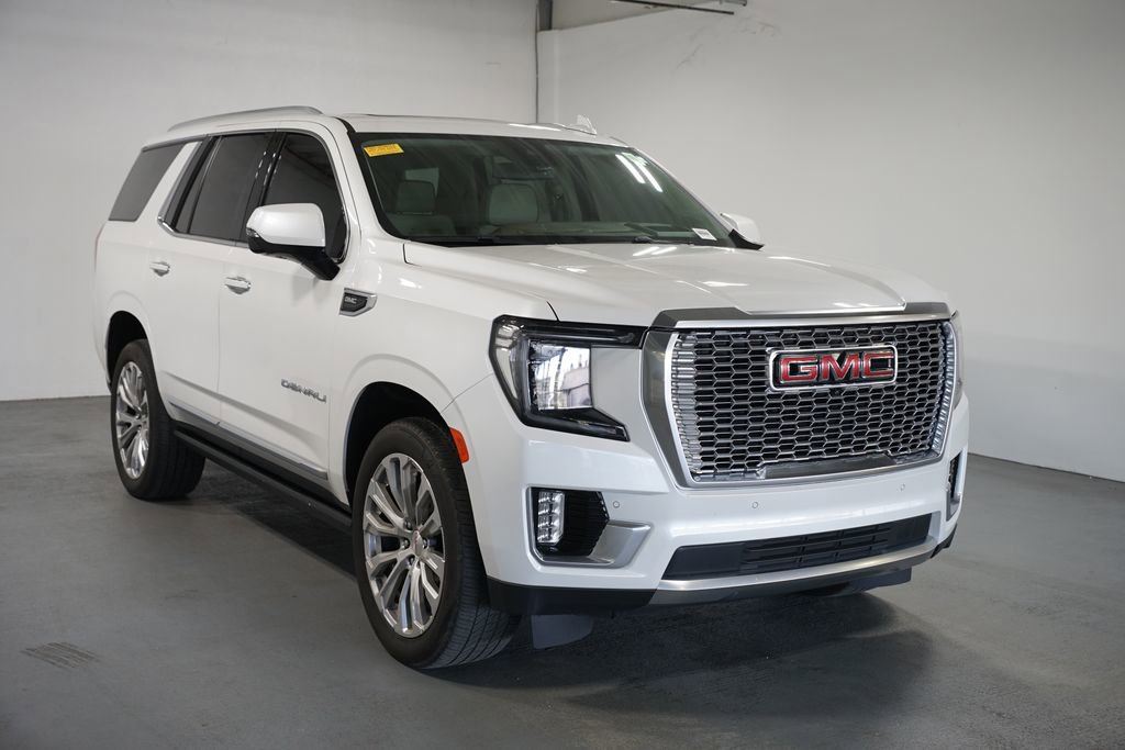 Used 2024 GMC Yukon Denali image 3