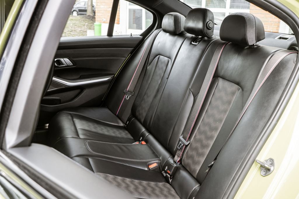 Used 2021 BMW M3 Competition image 31