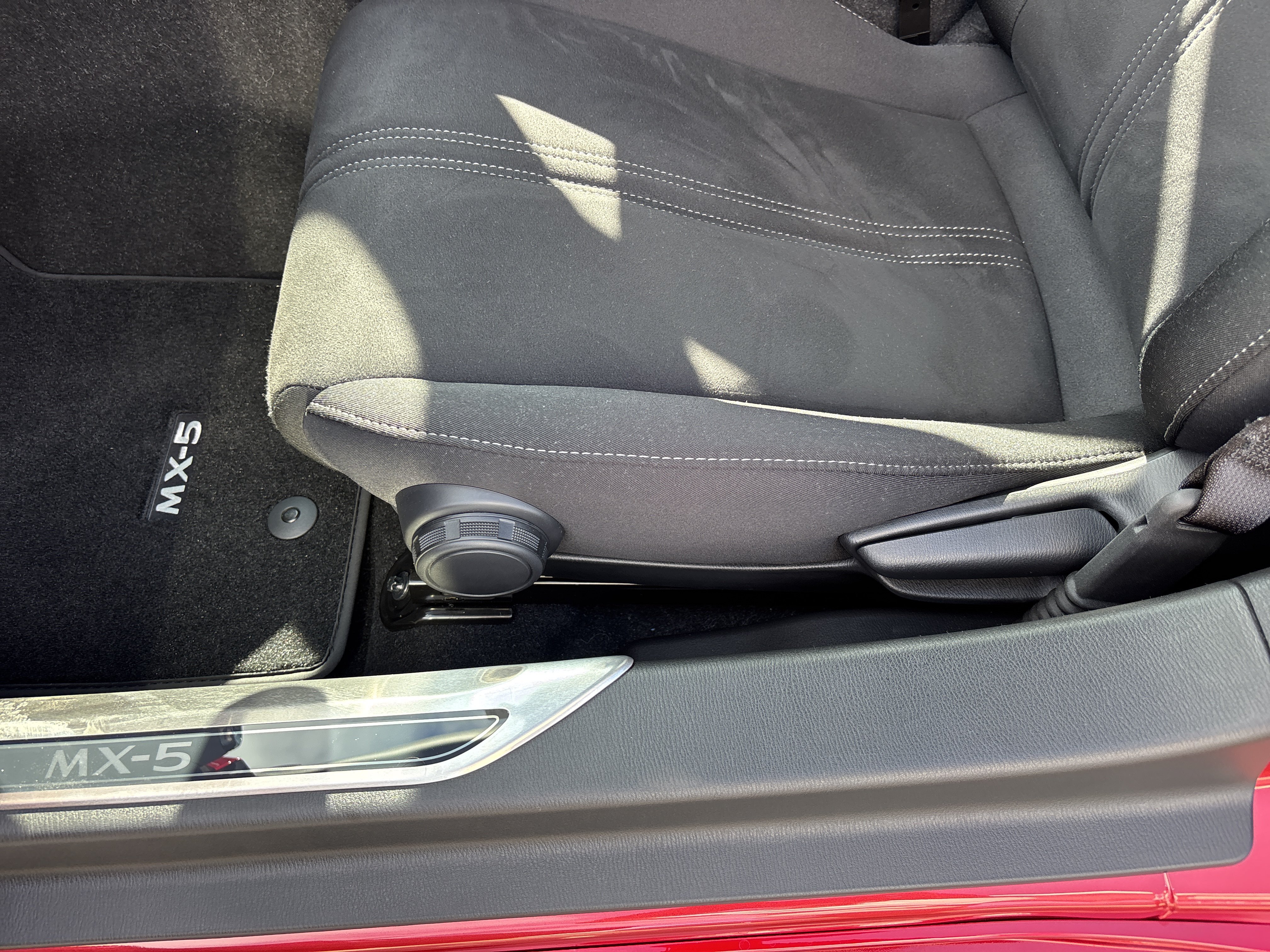New 2026 MAZDA MX-5 Miata Club w/ Interior Package RWD image 16