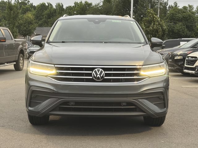 Used 2024 Volkswagen Tiguan SE FWD image 13