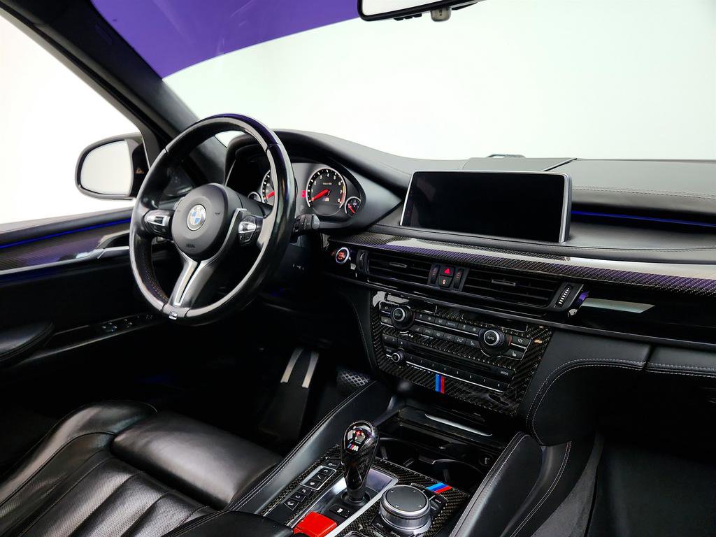 Used 2018 BMW X5 M w/ Executive Package image 26