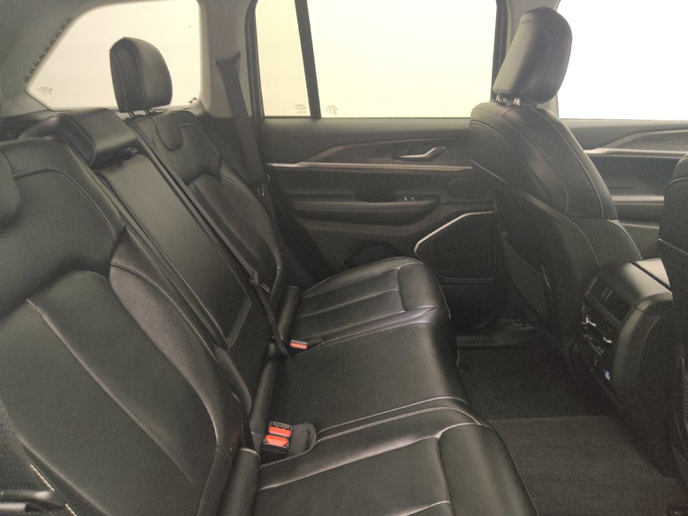 Used 2022 Jeep Grand Cherokee Limited 4xe w/ MOPAR Finishing Package AWD/4WD image 19