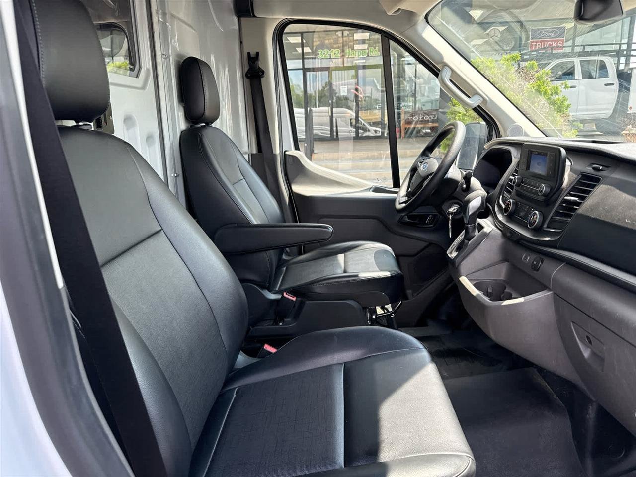 Used 2025 Ford Transit 250 148 High Roof Extended w/ Load Area Protection Package RWD image 17