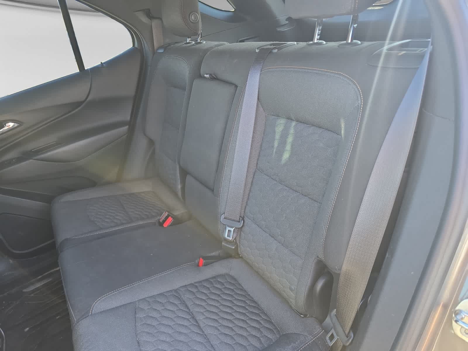 Used 2018 Chevrolet Equinox LT FWD image 8