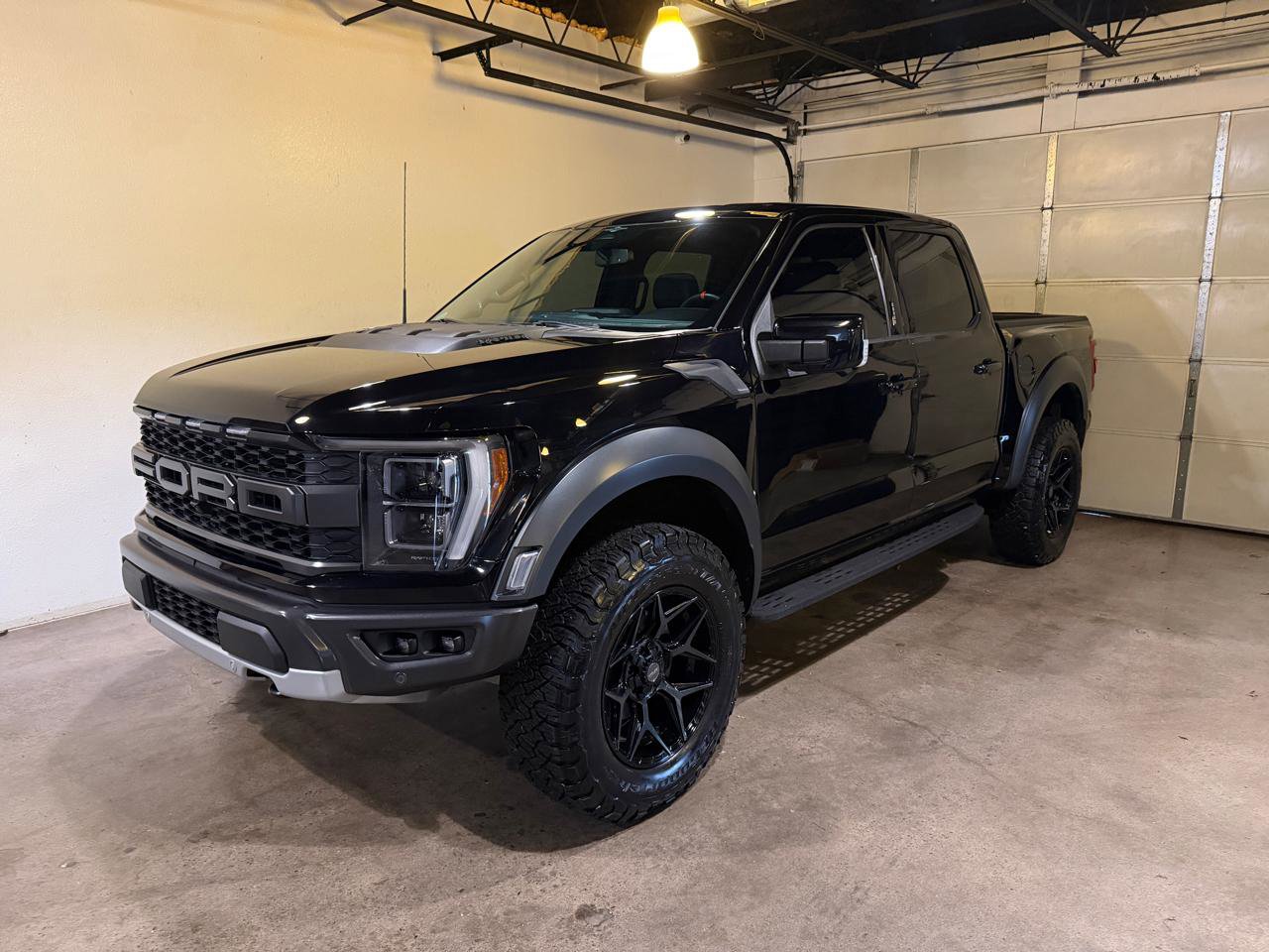 Used 2023 Ford F150 Raptor image 3