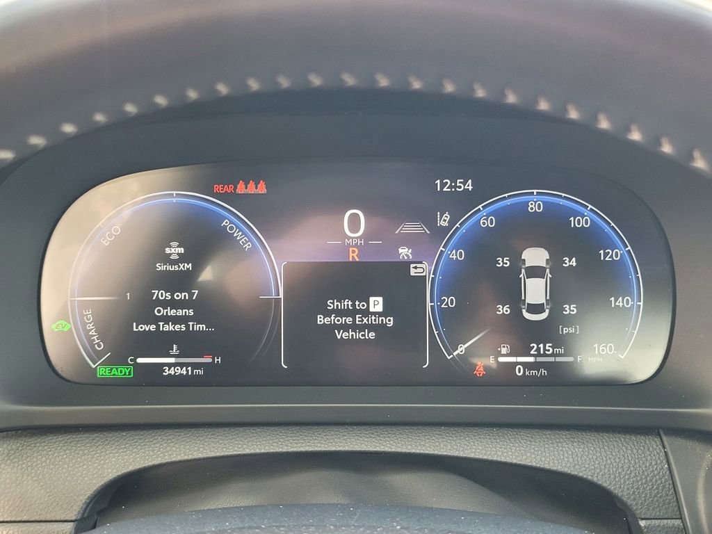 Used 2024 Toyota Crown Limited image 23