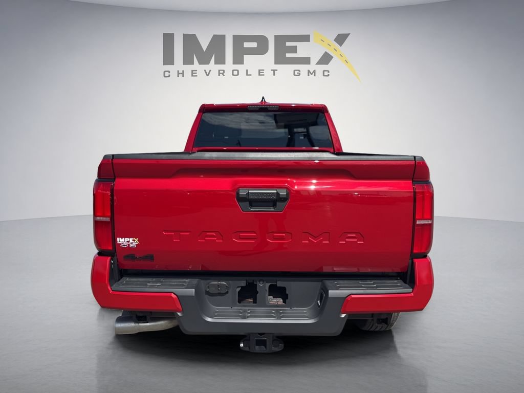 Used 2025 Toyota Tacoma TRD Sport AWD/4WD image 4