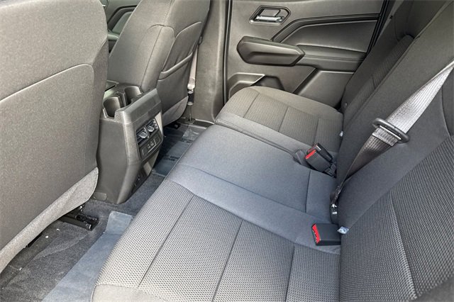 New 2025 GMC Canyon Elevation w/ Convenience Package image 13