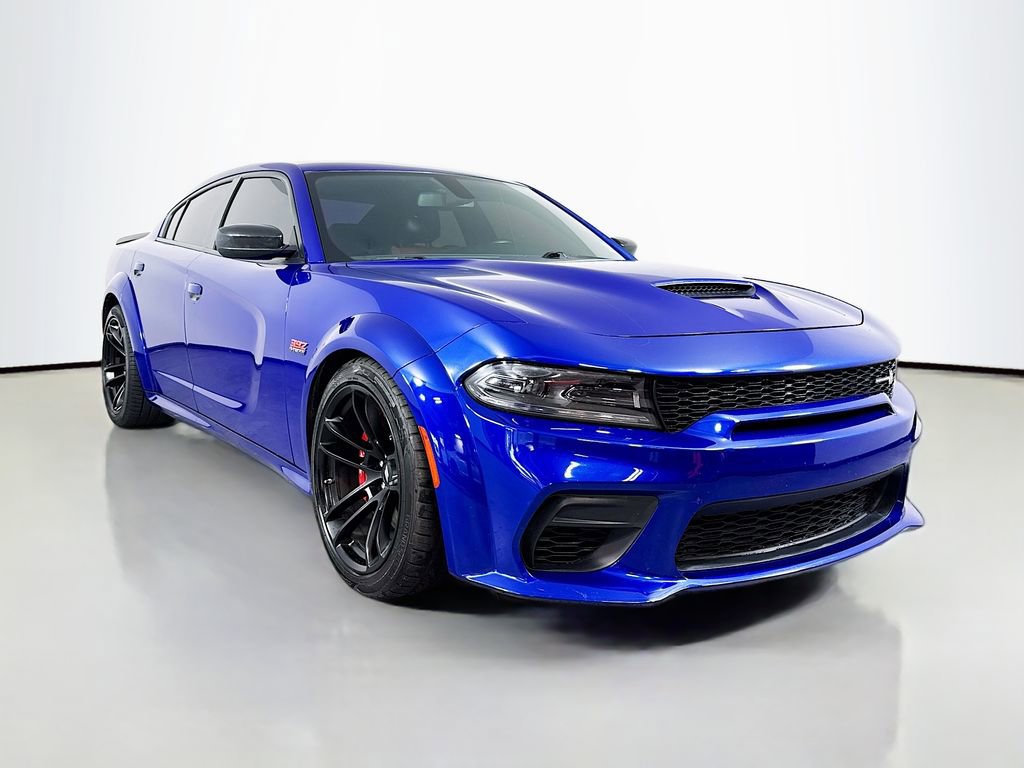 Used 2022 Dodge Charger Scat Pack RWD image 3