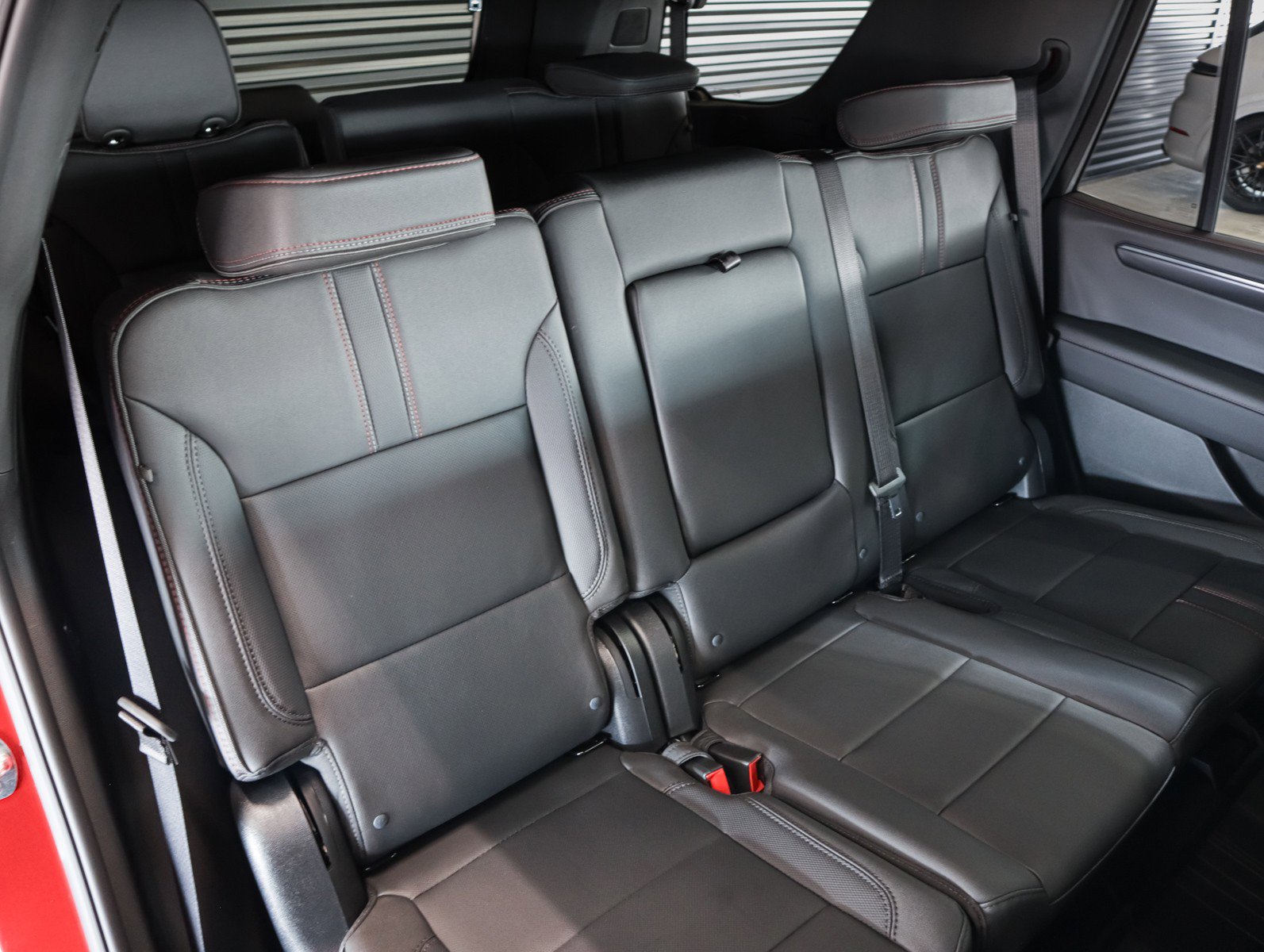 Used 2026 Chevrolet Tahoe RST w/ Comfort Package image 8