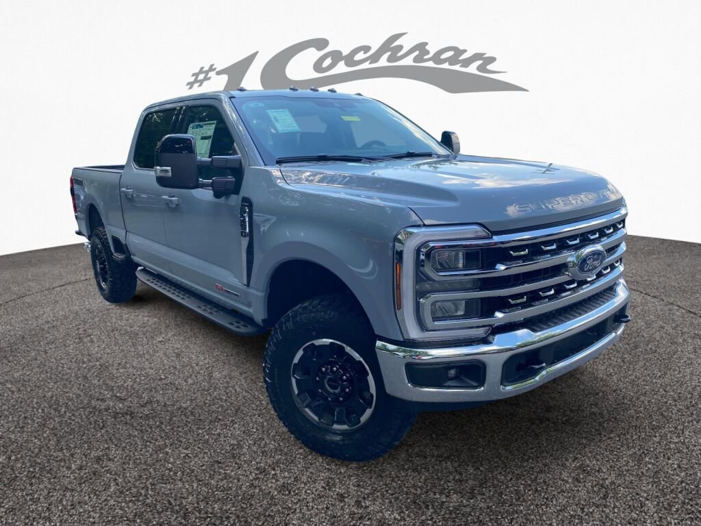 New 2025 Ford F350 Lariat w/ Tremor Off-Road Package