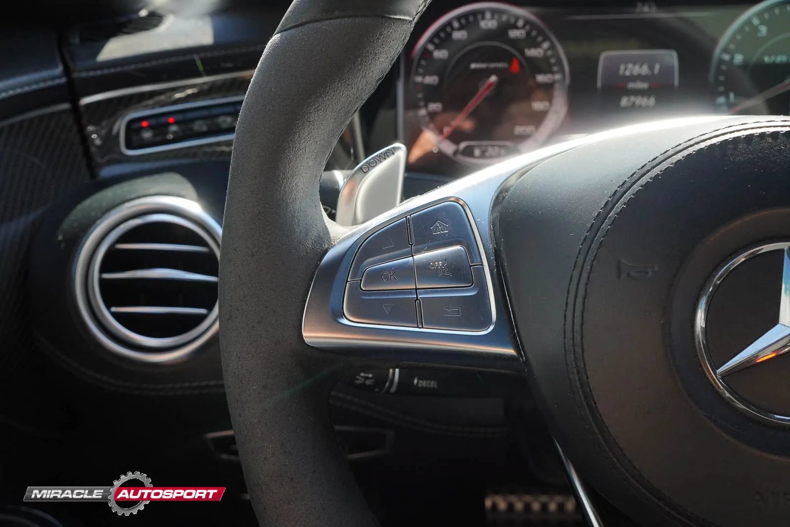 Used 2015 Mercedes-Benz S 63 AMG 4MATIC Coupe image 34