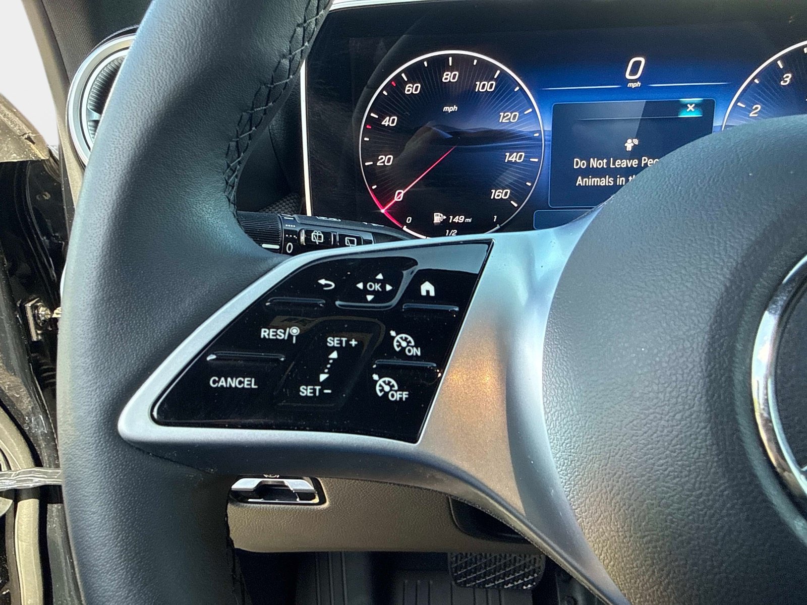 Certified 2025 Mercedes-Benz GLC 300 image 33