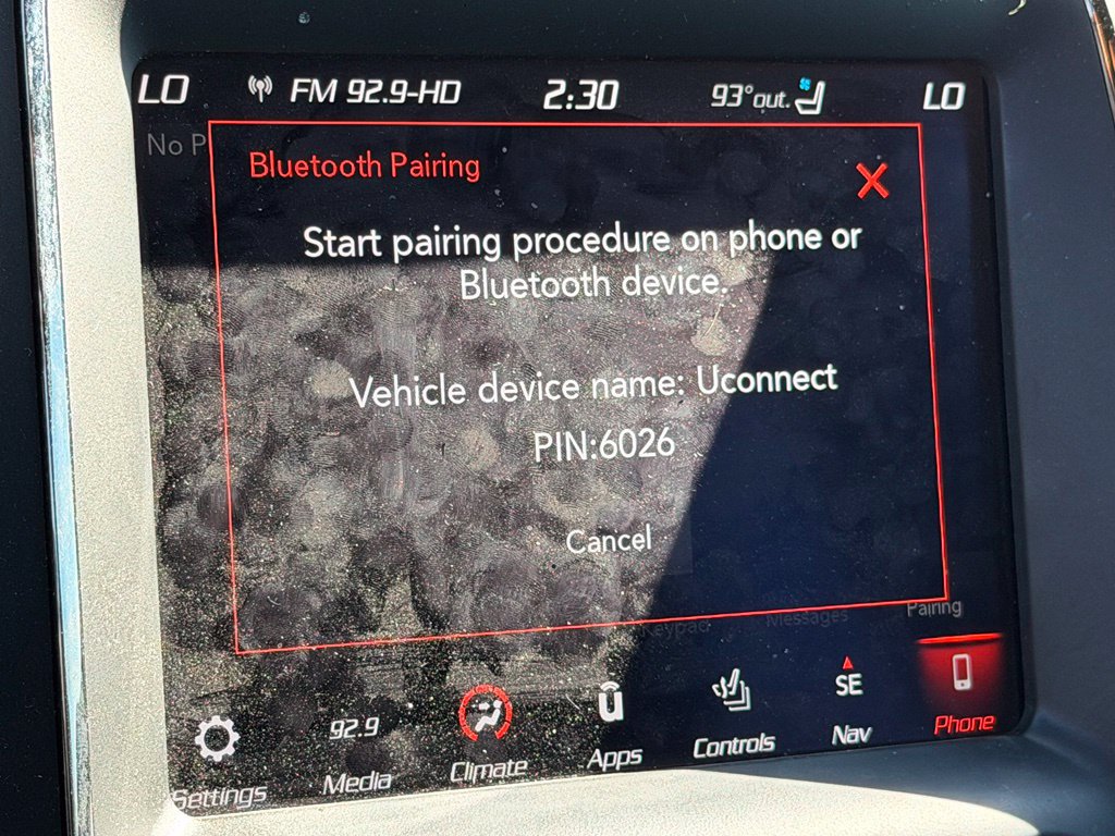 Used 2018 Dodge Durango SRT w/ Technology Group AWD/4WD image 33