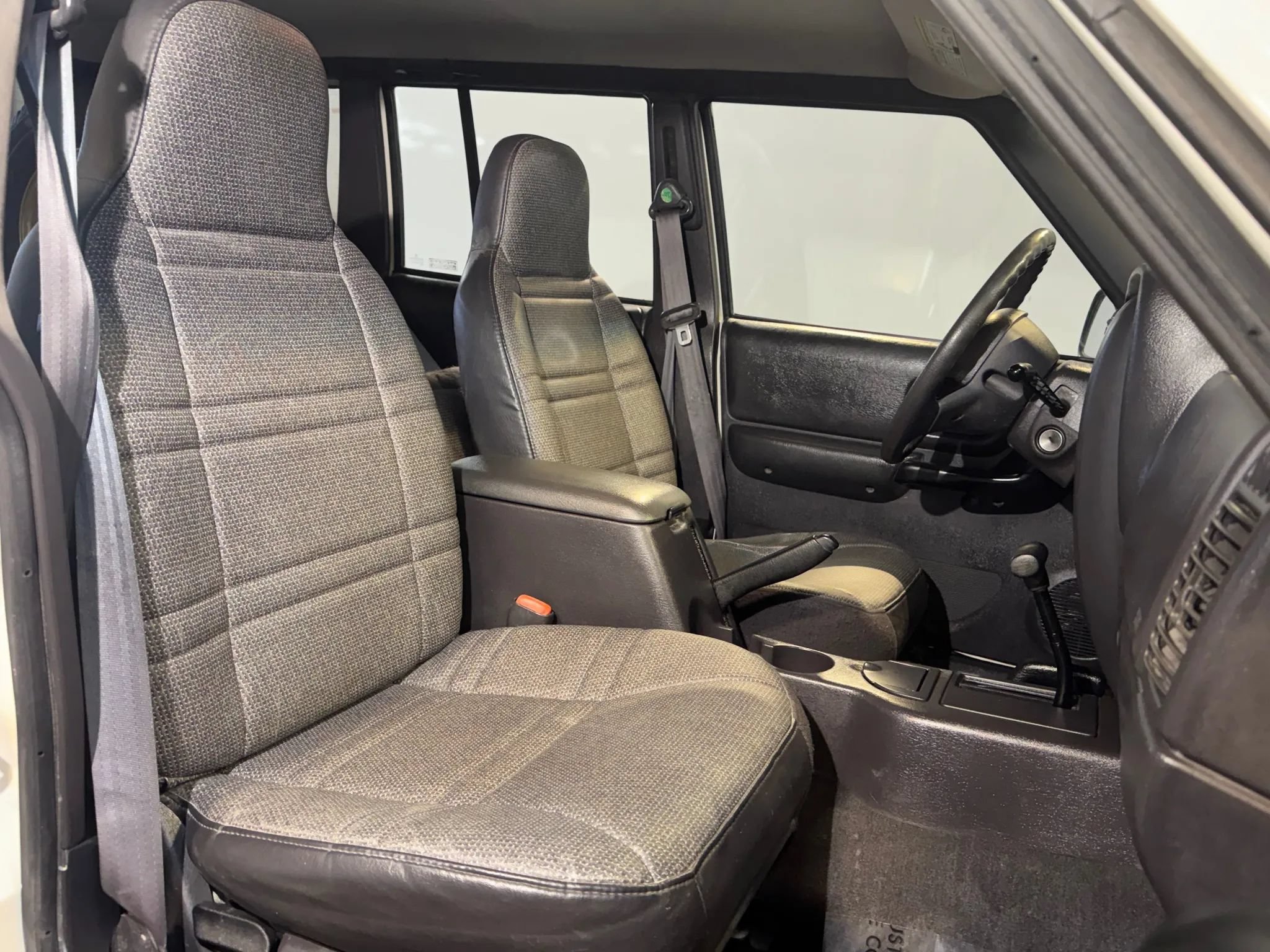 Used 2000 Jeep Cherokee SE AWD/4WD image 23