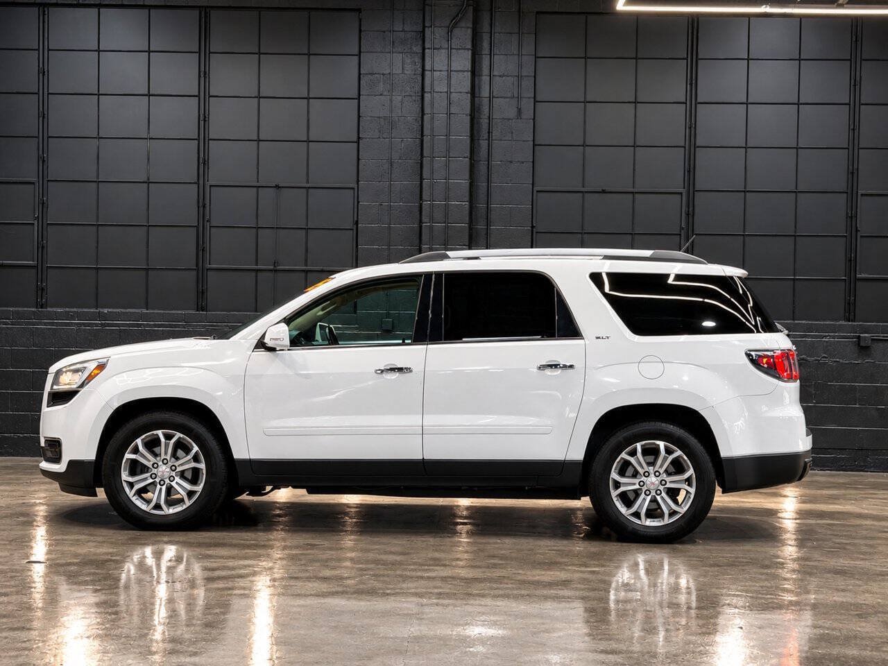 Used 2015 GMC Acadia SLT w/ Open Road Package AWD/4WD image 11