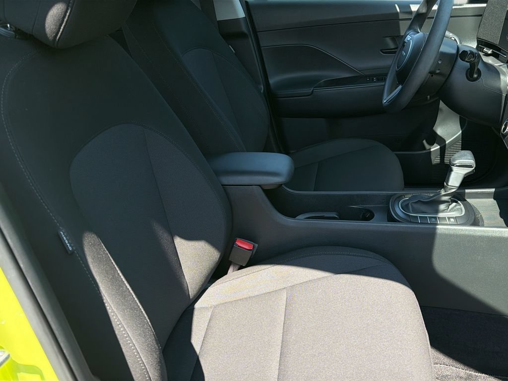 Certified 2024 Hyundai Kona SE AWD/4WD image 25