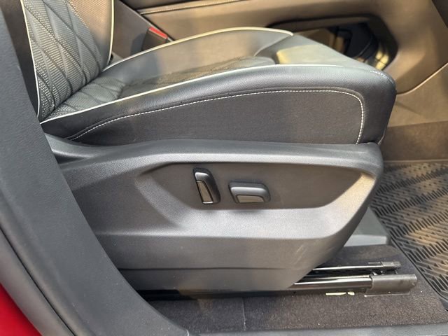 Used 2024 Volkswagen Atlas SEL Premium R-Line image 31