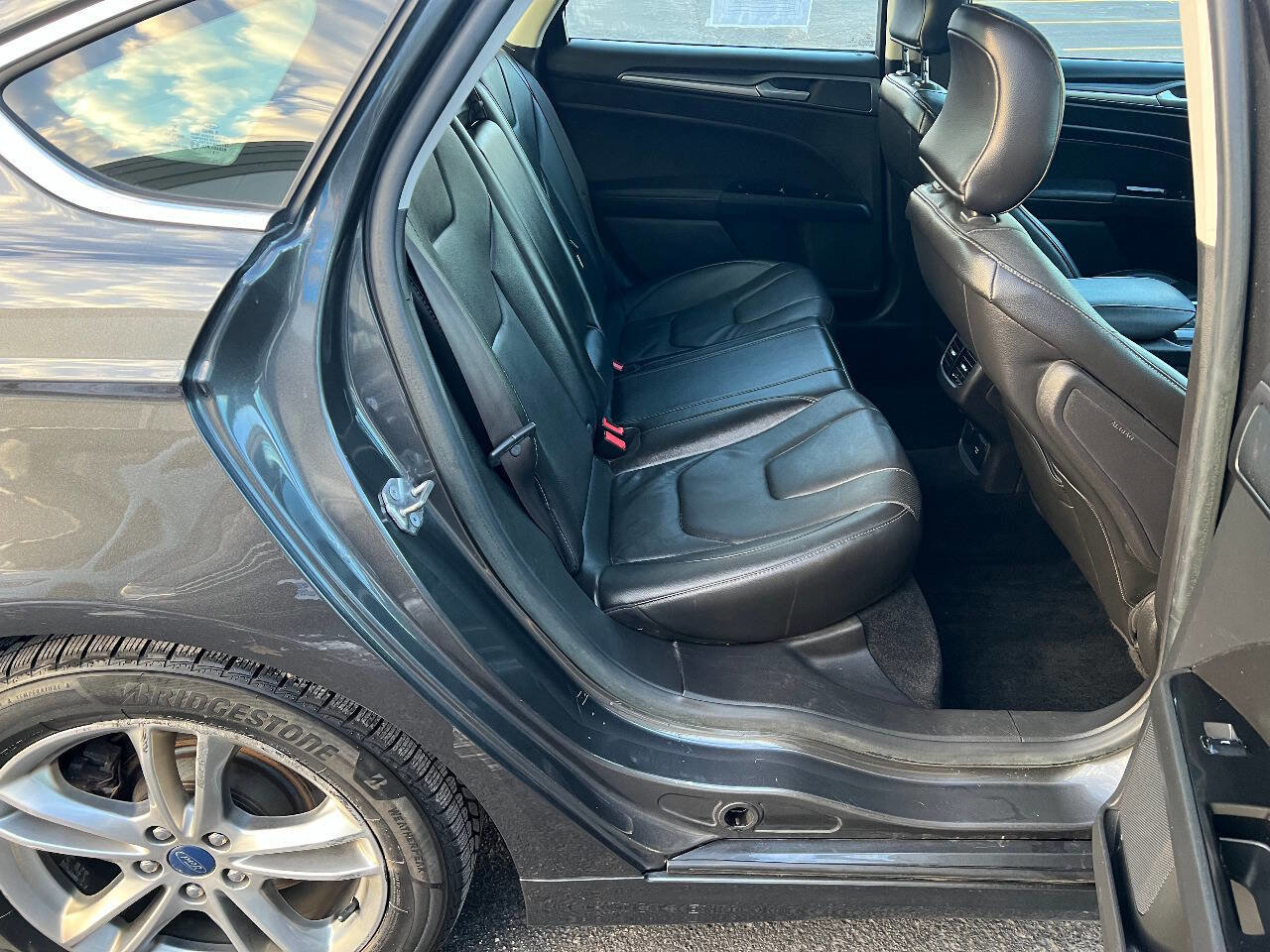 Used 2015 Ford Fusion Energi Titanium w/ Driver Assist Package image 21