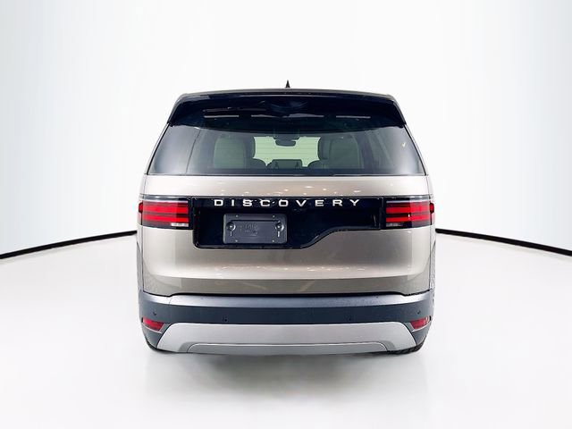 Used 2024 Land Rover Discovery S image 6