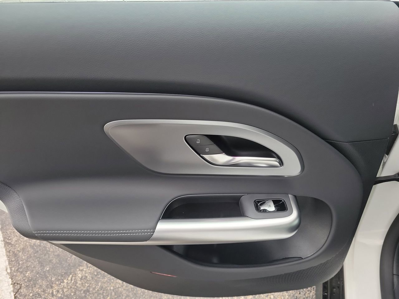 New 2026 Mercedes-Benz CLA 250+ image 9