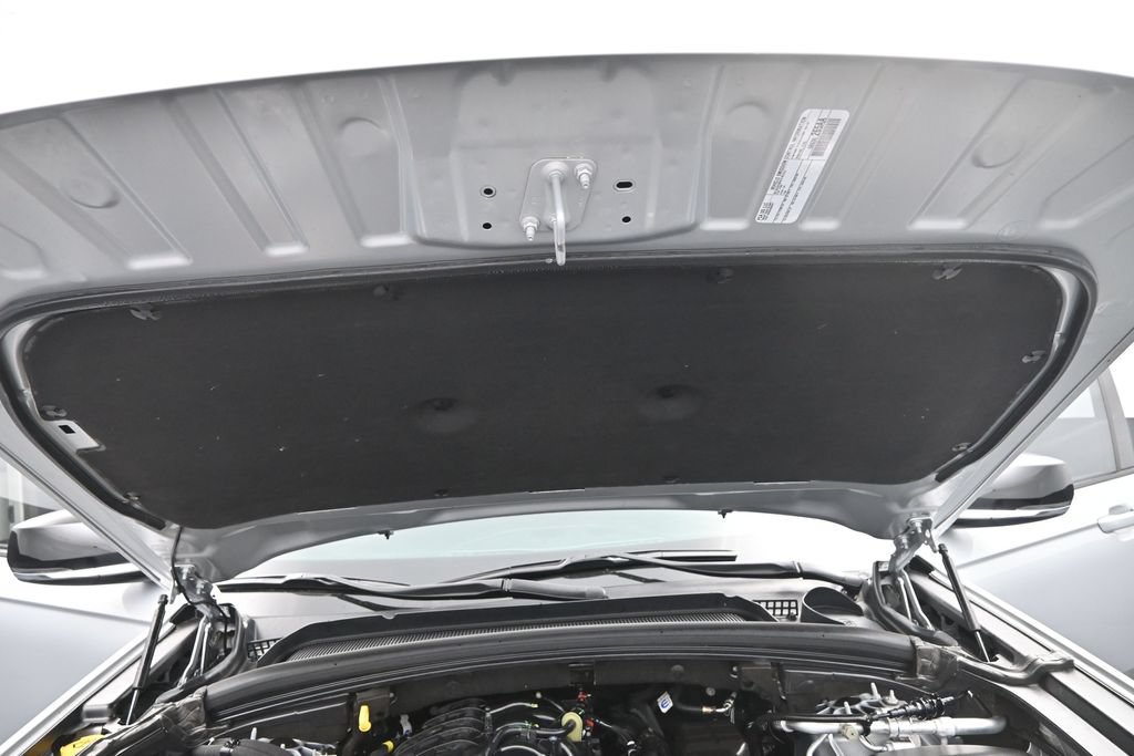 Used 2024 Jeep Grand Cherokee Limited AWD/4WD image 38