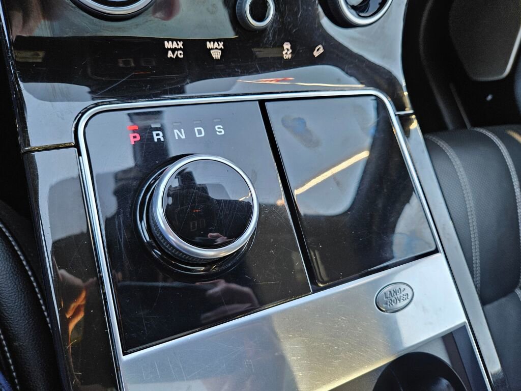 Used 2020 Land Rover Range Rover Velar S image 26