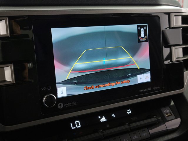 Used 2022 Toyota Tundra SR5 w/ SR5 Convenience Package AWD/4WD image 19