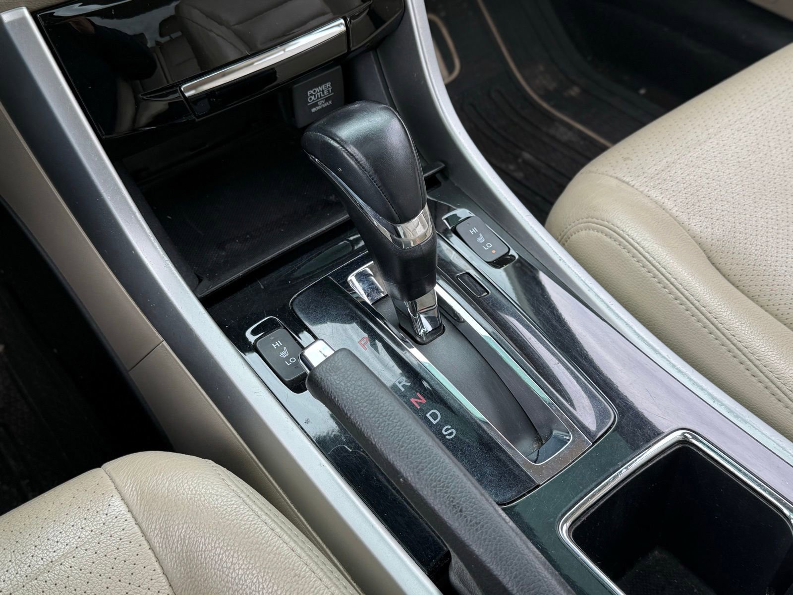 Used 2016 Honda Accord Touring image 22