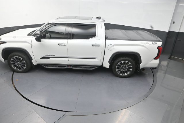 Used 2022 Toyota Tundra Limited AWD/4WD image 15
