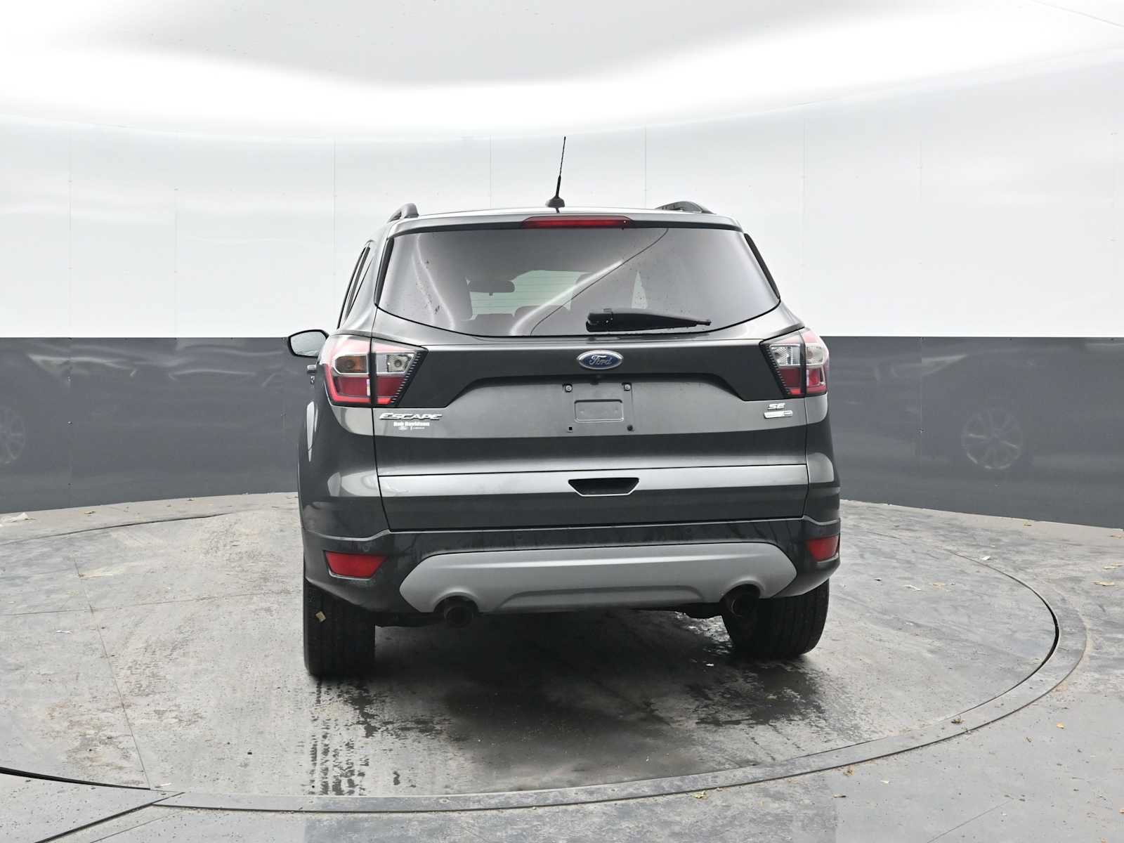 Used 2017 Ford Escape SE w/ Equipment Group 201A AWD/4WD image 11