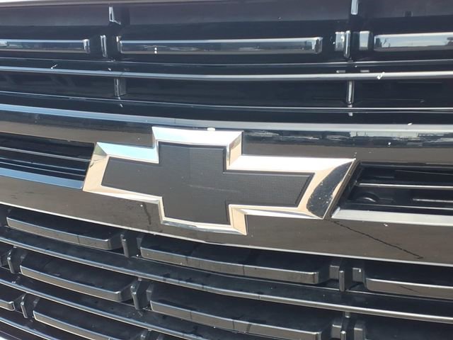 Used 2024 Chevrolet Suburban RST RWD image 24
