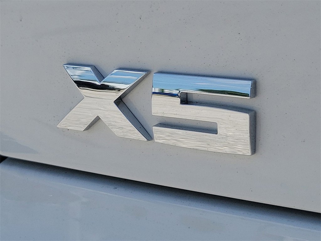 New 2025 BMW X5 M60i image 19