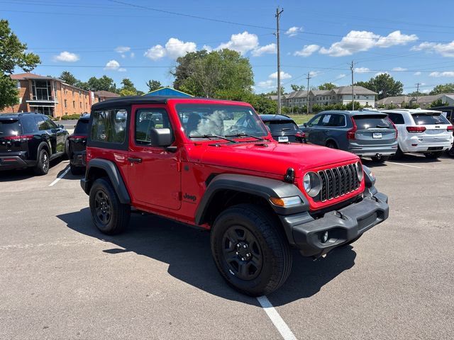 Used 2025 Jeep Wrangler Sport AWD/4WD image 2