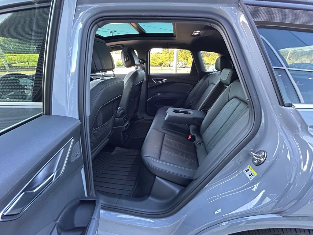Used 2023 Audi Q4 e-tron Premium Plus w/ Premium Plus image 59