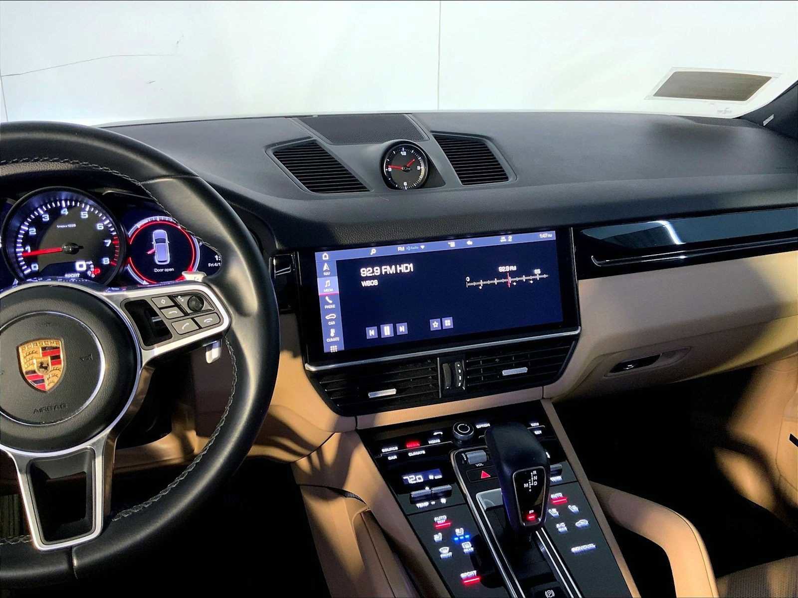 Certified 2021 Porsche Cayenne image 16