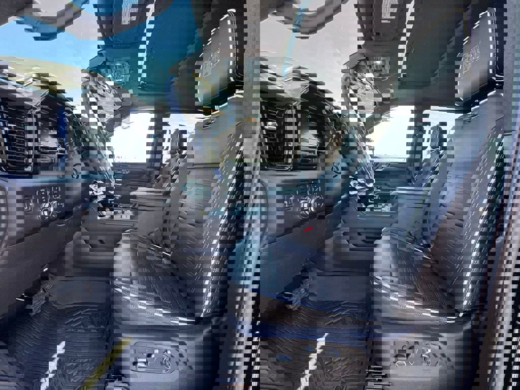 Used 2025 GMC Sierra 1500 AT4X w/ AT4X AEV Edition image 28