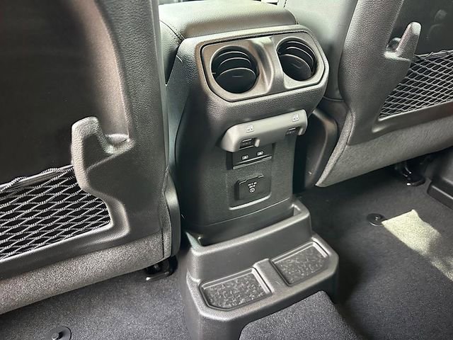 New 2025 Jeep Wrangler Unlimited Rubicon 392 image 22