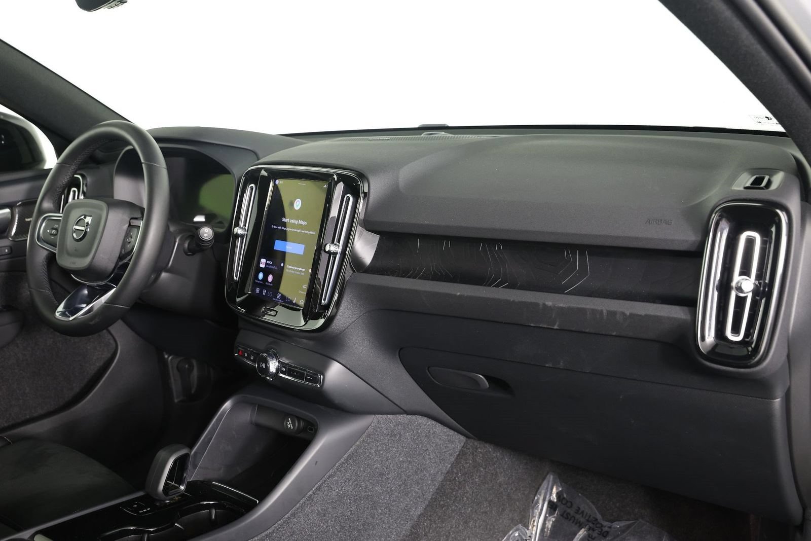Used 2023 Volvo XC40 Recharge Ultimate AWD/4WD image 22