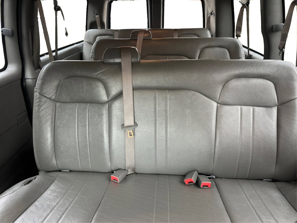 Used 2023 Chevrolet Express 3500 LS image 24