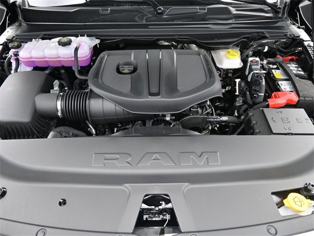 New 2026 RAM 1500 4x4 Crew Cab image 22