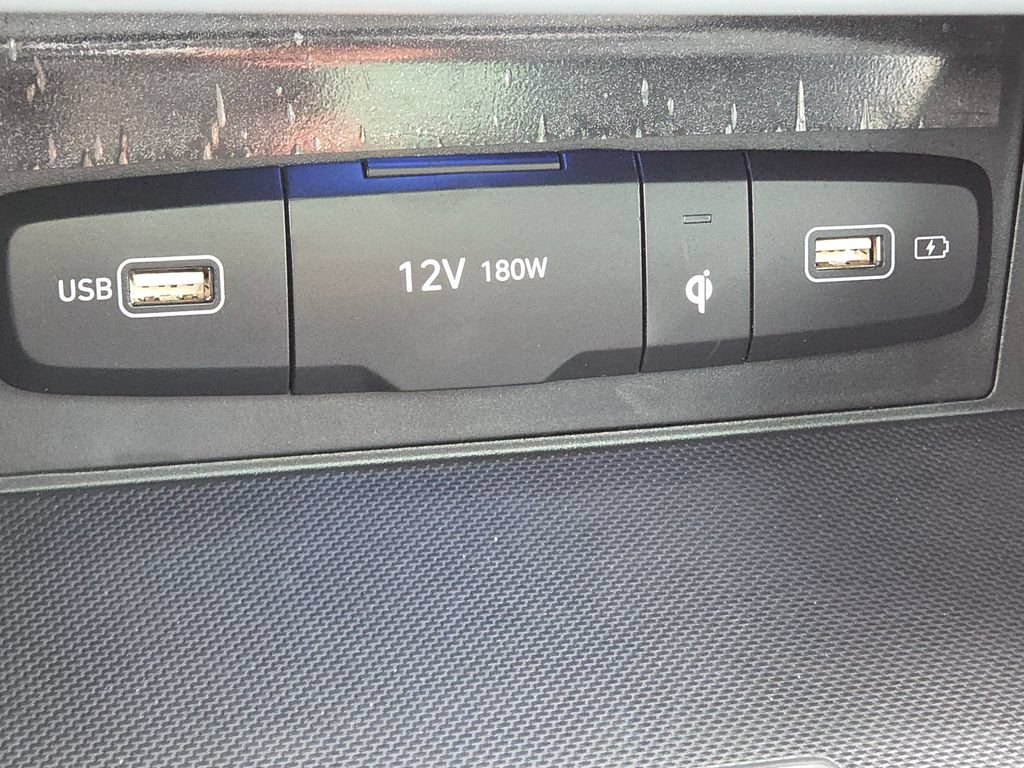 Used 2022 Hyundai Tucson Limited AWD/4WD image 34