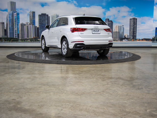 Used 2022 Audi Q3 2.0T Premium w/ Convenience Package AWD/4WD image 9