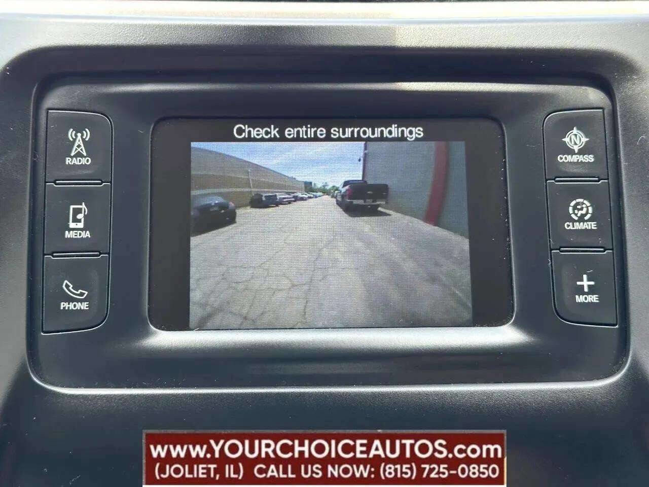 Used 2018 Jeep Cherokee Latitude w/ Safety Group AWD/4WD image 32